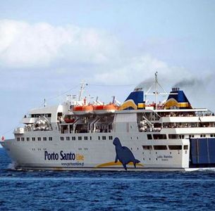 Ferry to Porto Santo